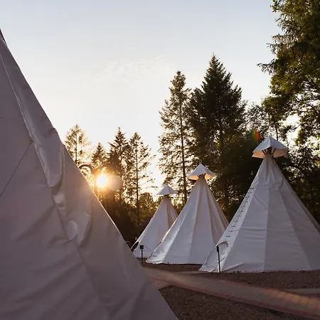 Luxuszelt Wioska Indianska River Park Zator