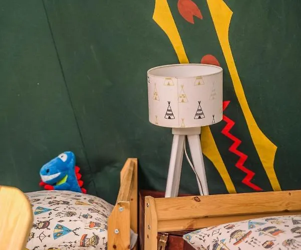 Luksusowy namiot Wioska Indiańska River Park